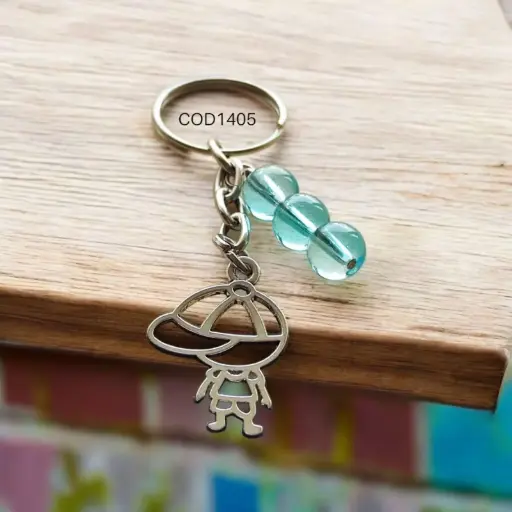 Llavero de niño con perlas azules