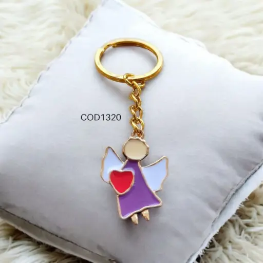 Llavero de angel con corazón